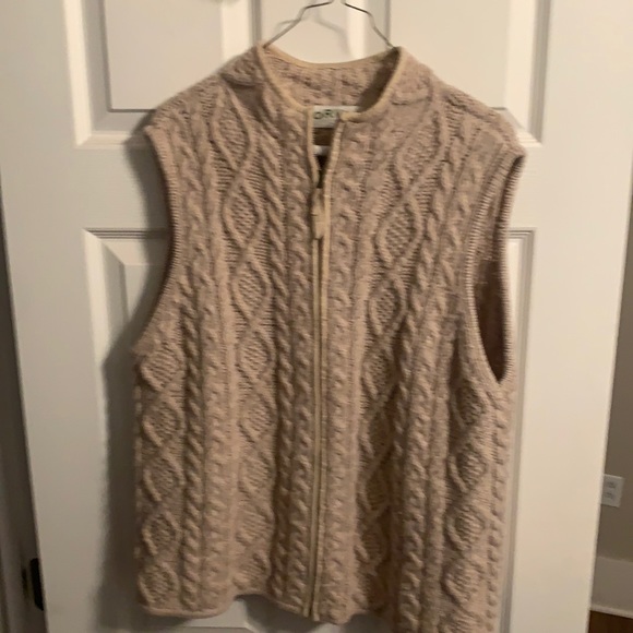 Orvis vest - Picture 1 of 3